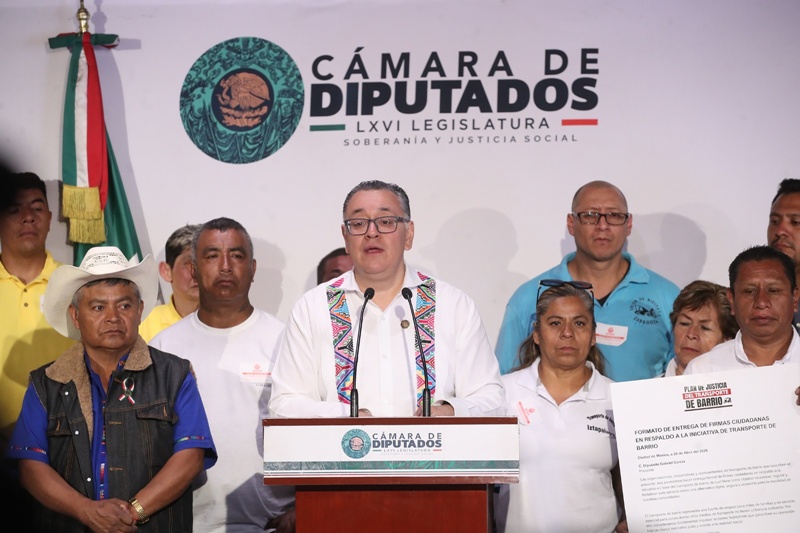 Gabriel García impulsa reconocimiento legal al transporte de barrio