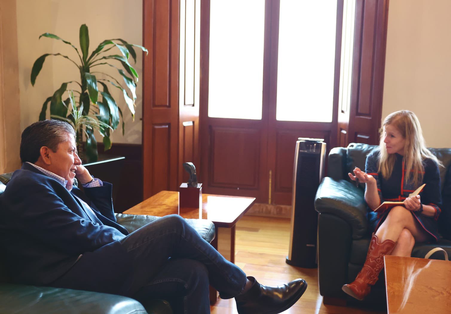 Gobernador Monreal y diplomacia estadounidense alinean estrategias contra la violencia